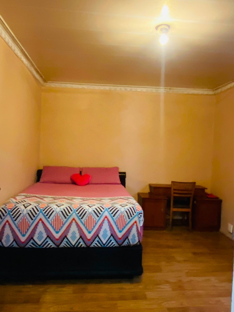 3 Bedroom Property for Sale in Browns Farm Western Cape